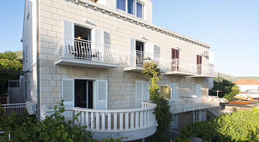 Apartments Dubelj Komolac Bagian luar foto